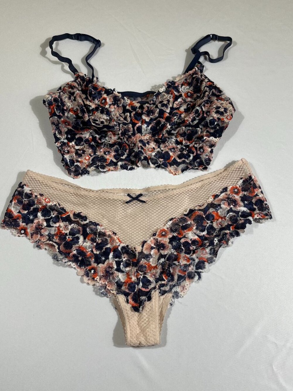 Boho Marks and Spencer M&S Floral Lace Bralette and Panty Set Navy Mix US 10